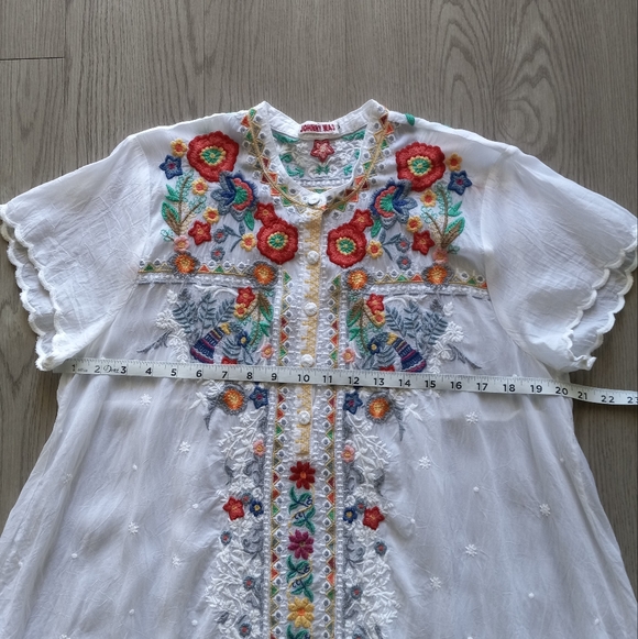 Johnny Was Mikones Embroidered Tunic - Picture 13 of 16